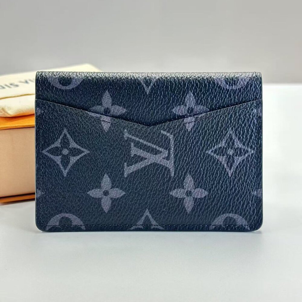 Brand New Louis Vuitton Monogram Card Holder - Picture 4 of 6